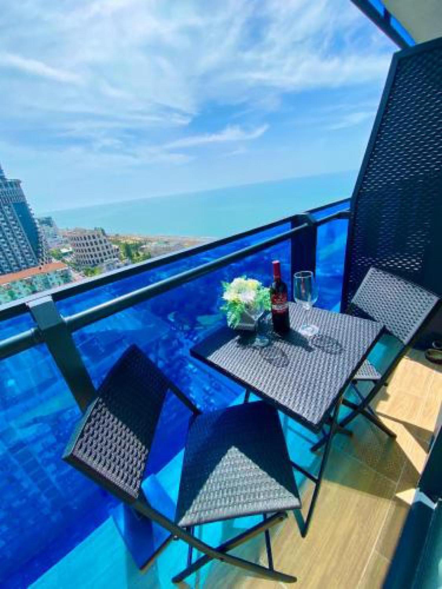 Orbi City Sea View Aparthotel Batumi Eksteriør bilde